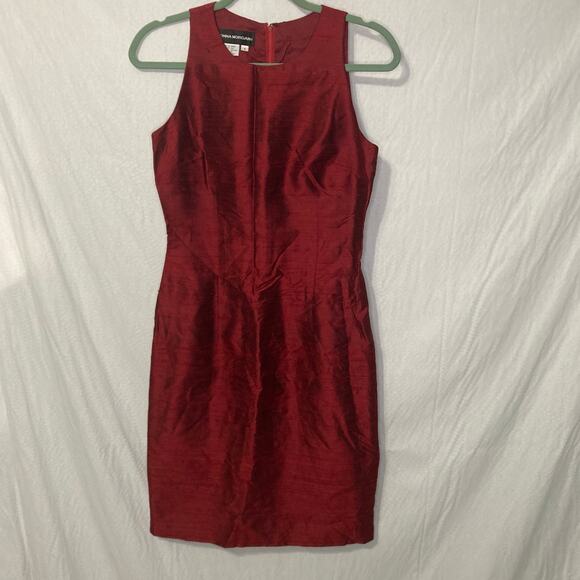Donna Morgan Women's  Size 4 Raw Silk Red Sheath Dress - Picture 1 of 10